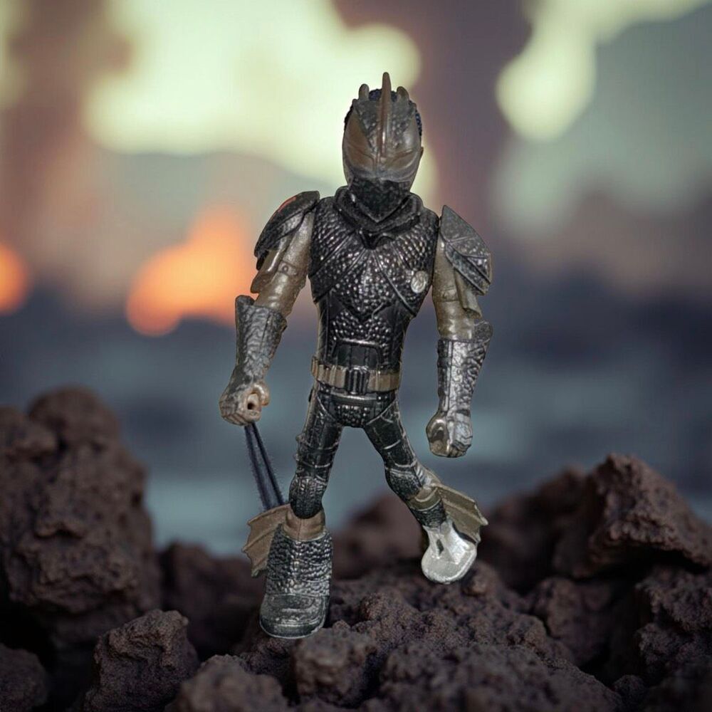 2018 How To Train Your Dragon HICCUP Full Black Red Armor Action Figure 3” A48